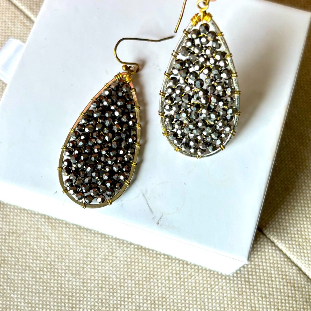STATEMENT EARRINGS - Picture 2 of 2